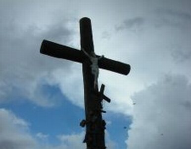 Miniatura: Włosi będą karać za zdejmowanie krzyży?