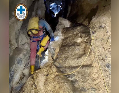 Miniatura: Akcja ratunkowa w tatrzańskiej jaskini....