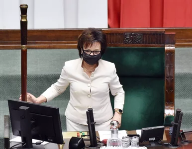 Miniatura: Koronawirus w Polsce. Marszałek Elżbieta...