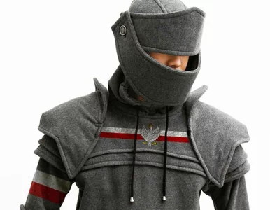 Miniatura: Na polskim rynku odzieży patriotycznej...