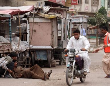 Miniatura: Ludzie masowo uciekają z Pakistanu