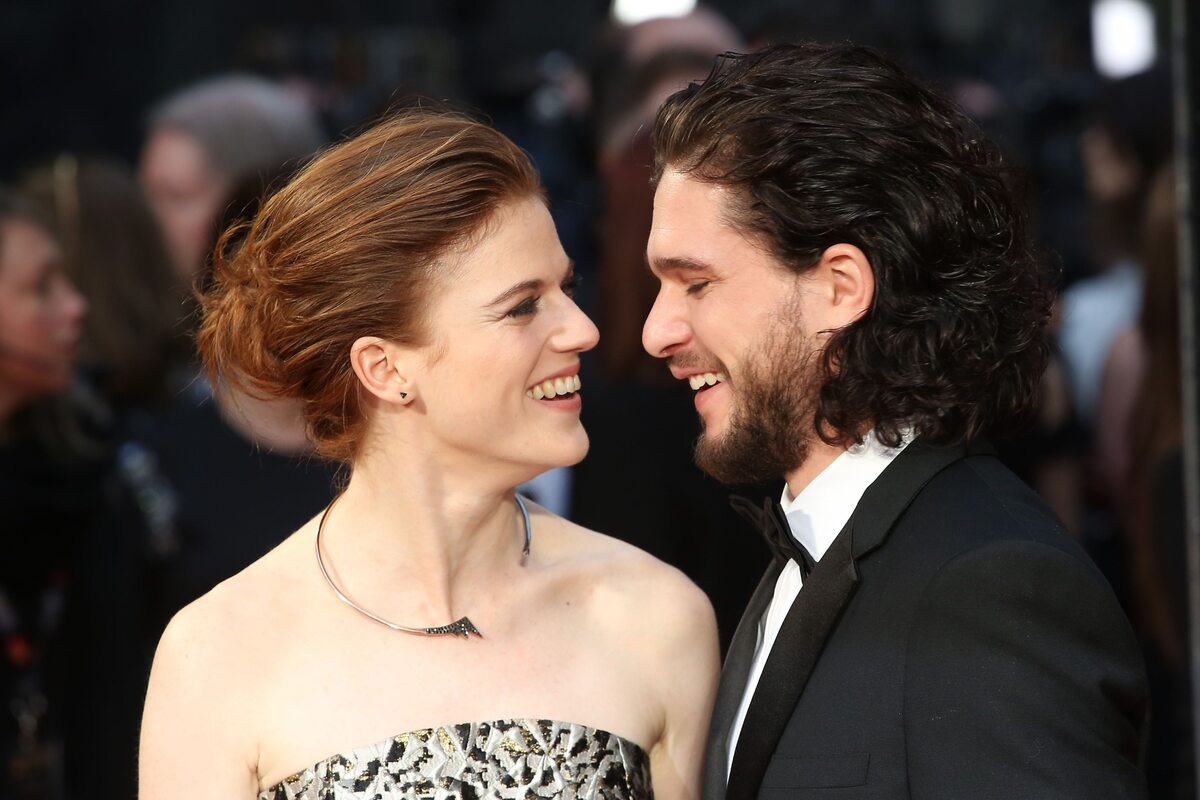 Rose Leslie i Kit Harington 