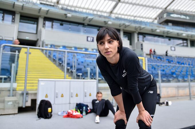 Anna Kiełbasińska w czasie treningu polskich lekkoatletów na Stadionie Śląskim