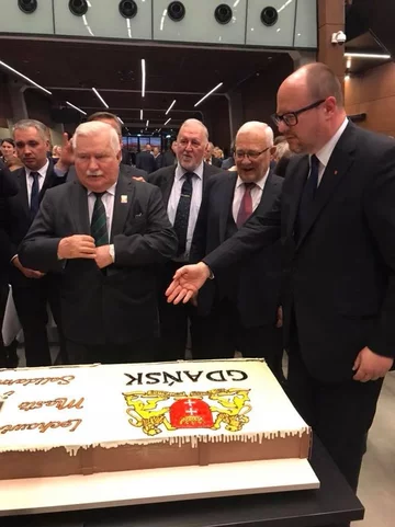 74. urodziny Lecha Wałęsy w ECS 