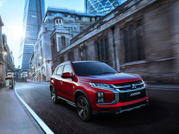 New Gen ASX -&nbsp;3-4 front cityscape