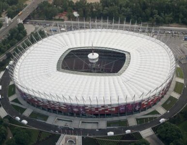 Miniatura: CBOS: Polaków nie obchodzi piłka nożna