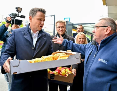 Miniatura: Trzaskowski ma dziś trudniejszą sytuację...