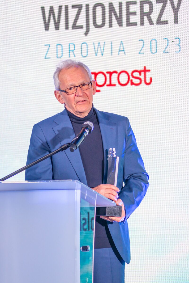 Prof. Maciej Krzakowski z nagrodą główna Wizjonerzy Zdrowia 2023