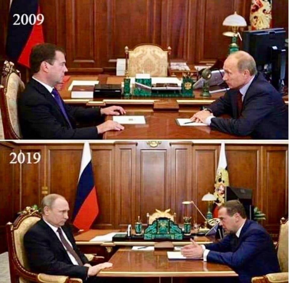 Mem zainspirowany zabawą 10 year challenge 