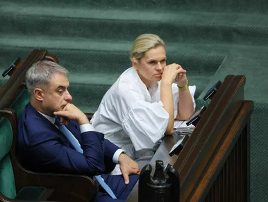 Miniatura: Szefowa MEN wbija szpilę Nawrockiemu....