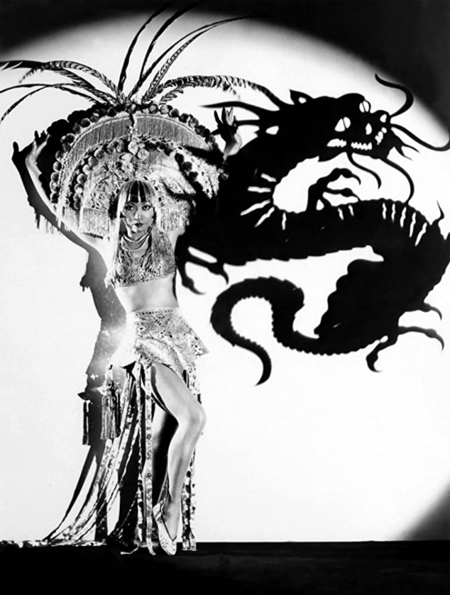 Anna May Wong w filmie „Daughter of the Dragon” (1931) 