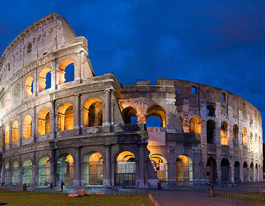 Miniatura: Rosjanin uszkodził rzymskie Koloseum. 20...