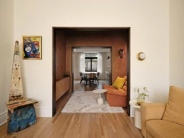 Wnętrze, które dojrzewa z czasem, projekt Michael Godmer Studio 