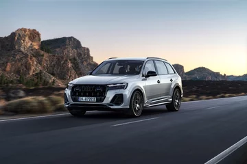Nowe Audi Q7 TFSI e quattro 