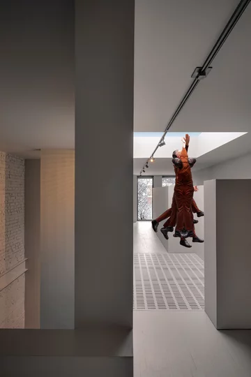 Teatralny dom pary aktorów, projekt Jean Verville v2com, 1010-13