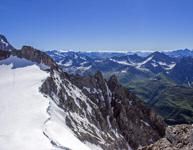 Miniatura: Tragedia na Mont Blanc. Trzech alpinistów,...