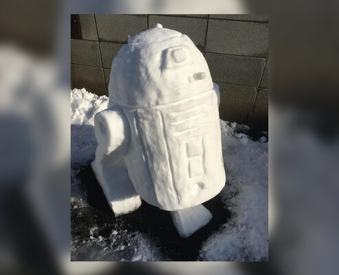 Miniatura: Obfite opady śniegu niemal odcięły miasto...