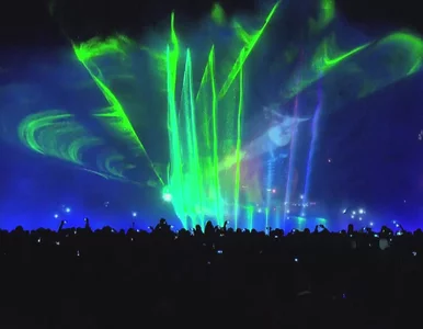 Miniatura: Premierowy pokaz fontann w Warszawie