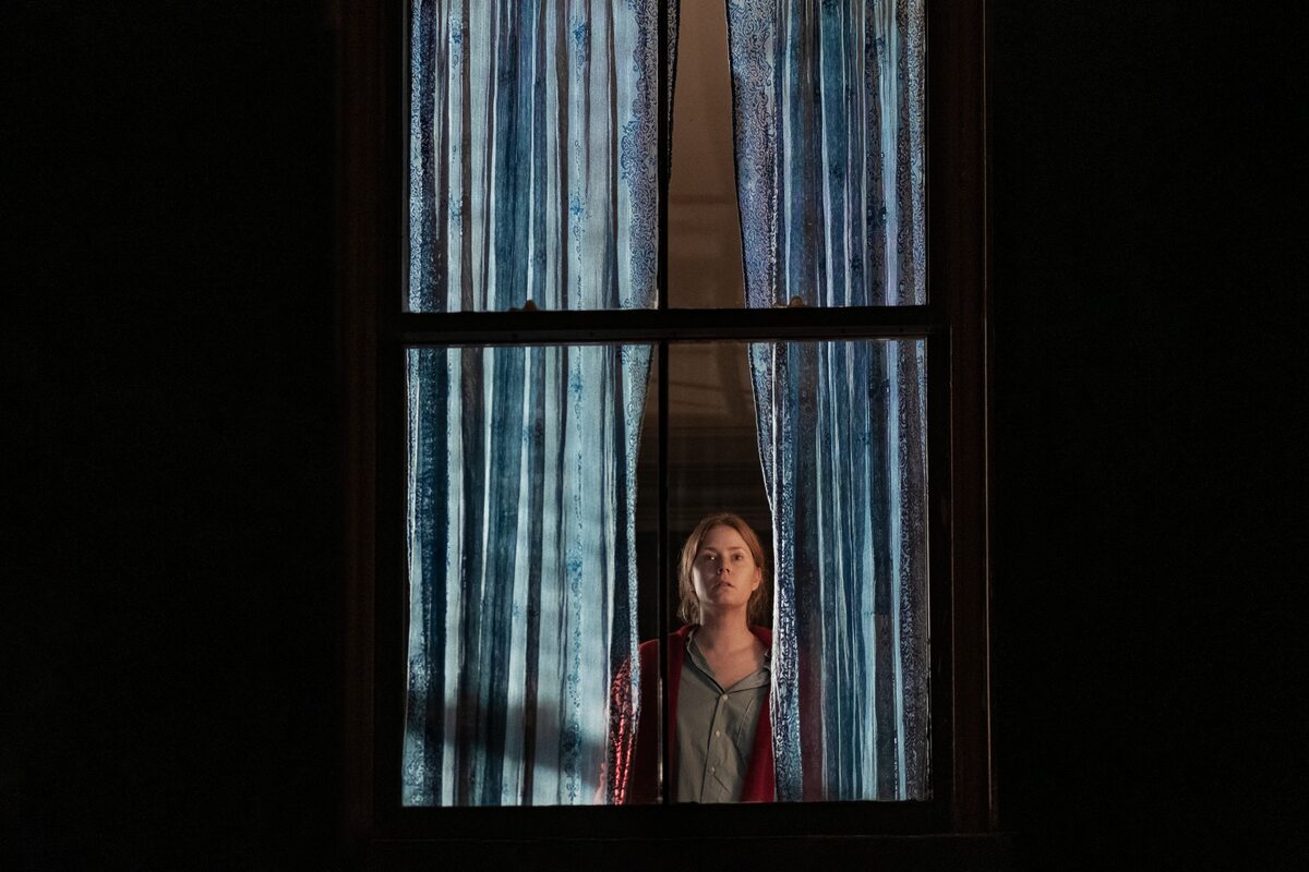 Kadr z filmu „Kobieta w oknie” 