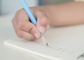 Miniatura: „Ż” czy „RZ”? W tym quizie nawet poloniści...