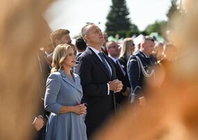 Miniatura: Marta Nawrocka porwana do tańca. Nagranie...
