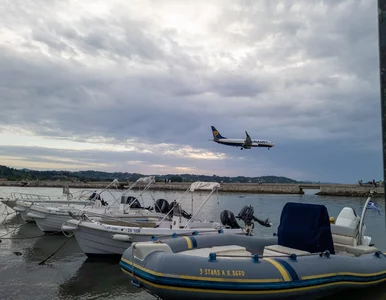 Miniatura: Turbulencje i uderzenie w barierę....