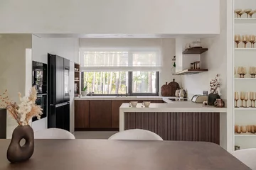 Dom słynnych influencerów: nowoczesne wnętrza pełne komfortu, elegancji i technologii 