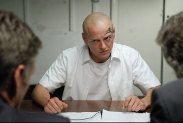 kadr z&nbsp;filmu "Romans 12:20"