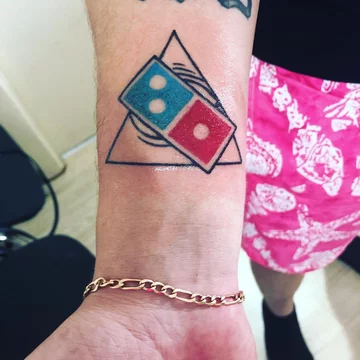 Uczestnicy konkursu zorganizowanego przez Domino's Pizza 