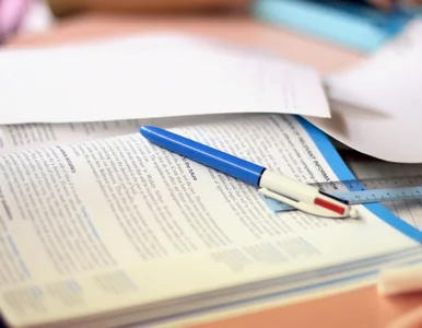 Miniatura: Uczniowie bez książek. W szkołach może...