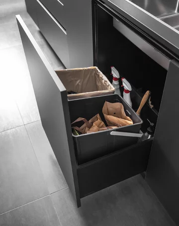 Systemy wyposażenia szuflad i szaf marki PEKA PEKA, kuchnia