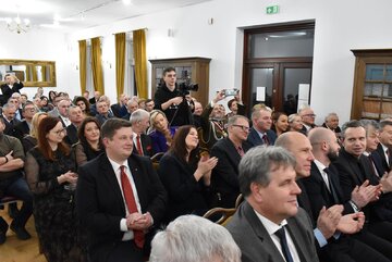 Siennica R&oacute;żana: Dw&oacute;r Sztuki oficjalnie otwarty