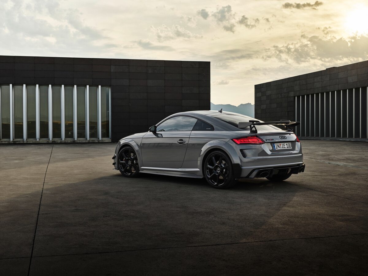 Audi TT RS Coupé iconic edition 