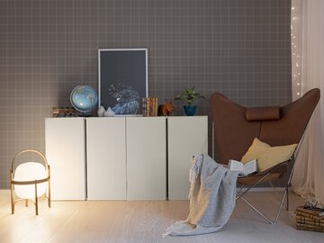 Nostalgia w&nbsp;stylu vintage to&nbsp;m.in. drobne wzory tapet i&nbsp;klasyki designu
