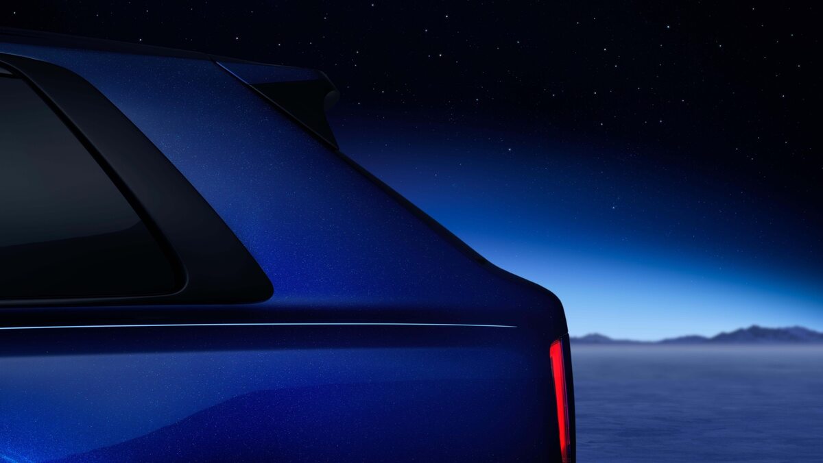 Rolls-Royce Black Badge Cullinan „Blue Shadow” 