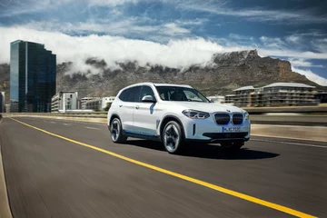 BMW iX3 