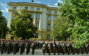 Defilada z okazji Święta Wojska Polskiego 