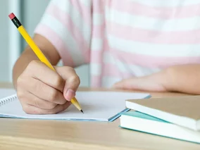 Miniatura: Morderczy QUIZ z ortografii. Pytanie 6....