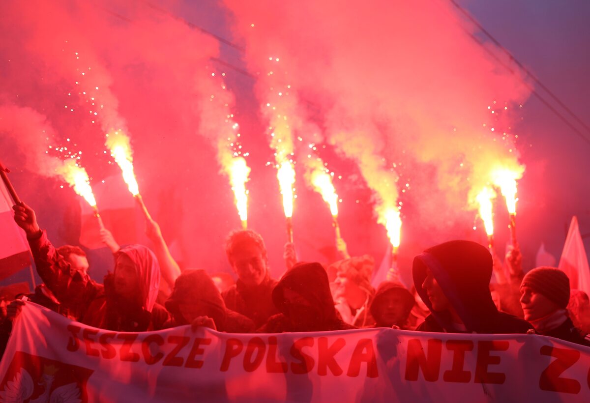 Marsz Niepodległości (fot.KRZYSZTOF BURSKI/NEWSPIX.pl)