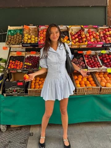 Lily Chee 