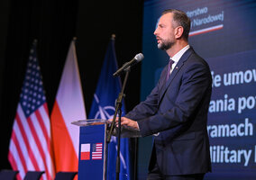 Miniatura: Szef MON o&nbsp;obecności żołnierzy USA...