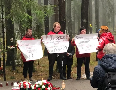 Miniatura: Incydent na cmentarzu w Peterburgu....