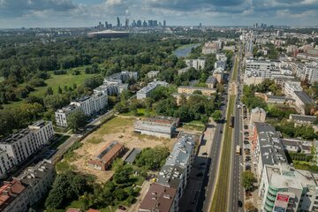 Dawna Fabryka Perun przy ul. Grochowskiej przejdzie rewitalizację. Cztery historyczne hale zostaną zachowane i&nbsp;otrzymają nowe funkcje