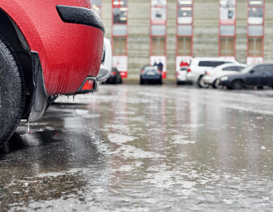 Miniatura: Kolejne godziny z „czarnym lodem”....