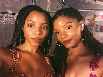 Halle Bailey z siostrą Chloe 