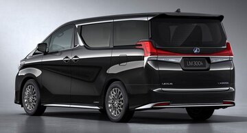 Lexus LM 300h