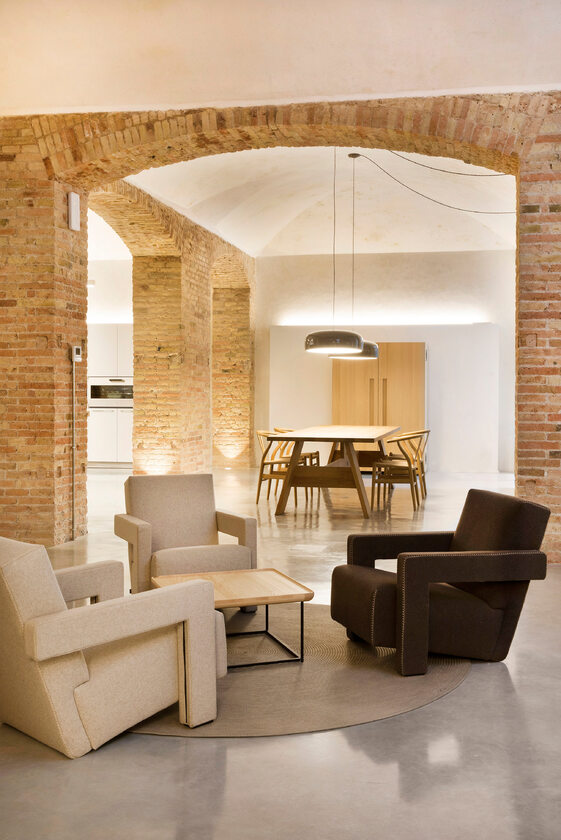 Loft w pałacu, projekt Estudio Vilablanch i TDB Arquitectura v2com, 4480-01