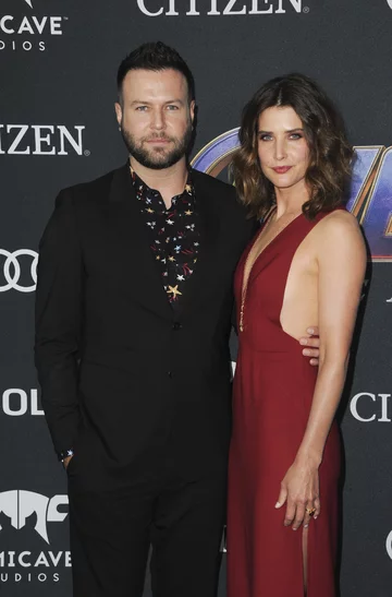 Taran Killam i Cobie Smulders 