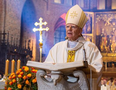 Miniatura: W maju arcybiskup zaakceptował dokument, w...