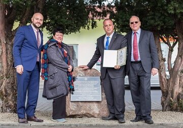 Odsłonięcie pamiątkowej tablicy w&nbsp;Skulsku